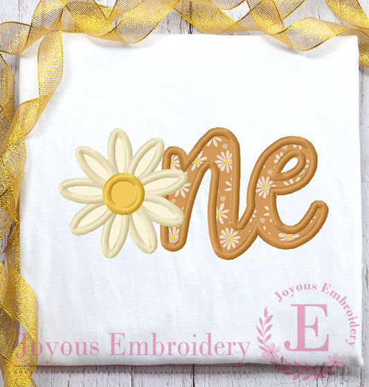 Daisy One Applique Machine Embroidery Design