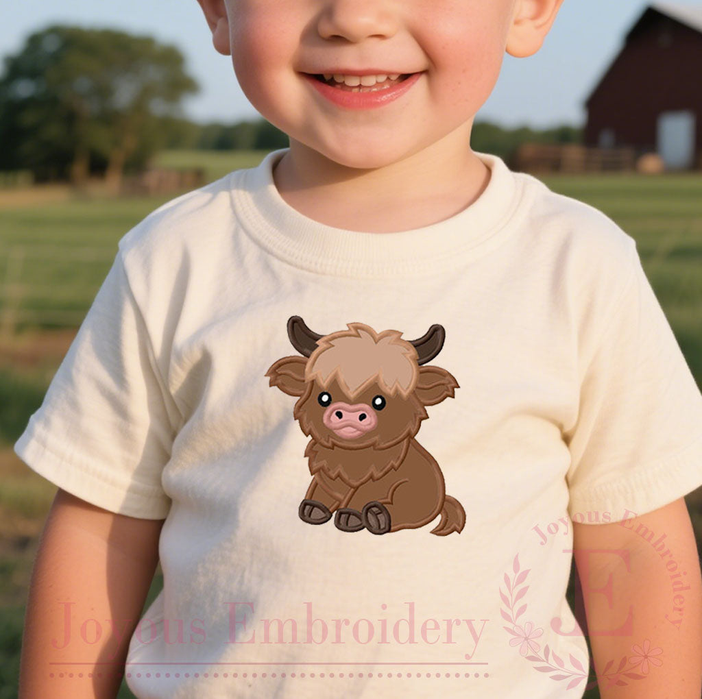Baby Highland Cow Embroidery File
