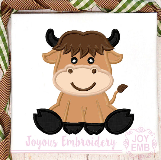 Highland Cow Applique Embroidery Desing