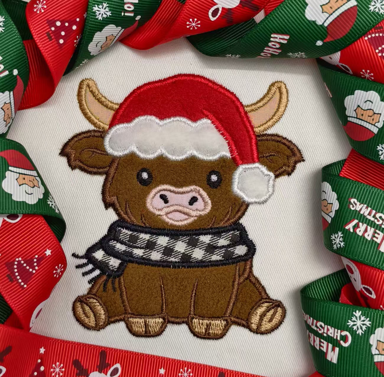 Christmas Highland cow Embroidery